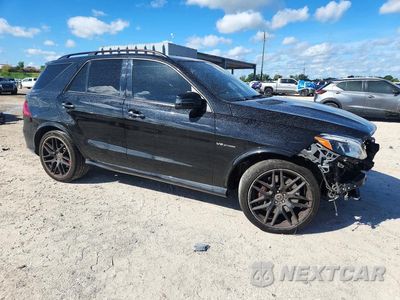 Czwarte zdjęcie samochodu z boku: 2019 MERCEDES-BENZ GLE 63 AMG-S 4MATIC VIN:4JGDA7FB3KB193960 - miniatura