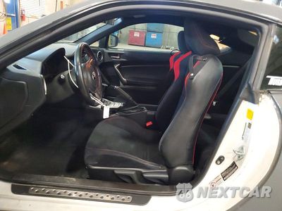 Zdjęcie 7 z 12 samochodu: 2013 SCION FR-S BASE VIN:JF1ZNAA18D1716978 - miniatura