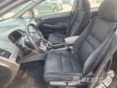 Zdjęcie 7 z 12 samochodu: 2010 HONDA CIVIC LX-S VIN:19XFA1F62AE047841 - miniatura