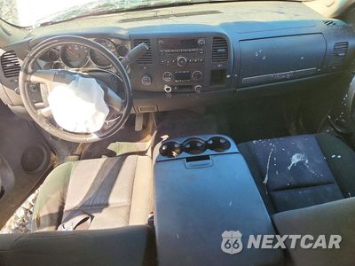 Zdjęcie 8 z 13 samochodu: 2011 CHEVROLET SILVERADO K1500 LT VIN:1GCPKSE37BF153000 - miniatura