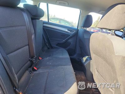 Zdjęcie 10 z 13 samochodu: 2017 VOLKSWAGEN GOLF SPORTWAGEN S VIN:3VW017AU3HM524465 - miniatura
