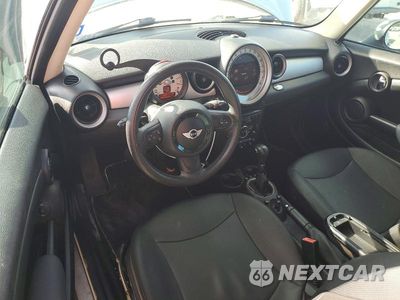 Zdjęcie 8 z 13 samochodu: 2012 MINI COOPER VIN:WMWSU3C59CT263223 - miniatura