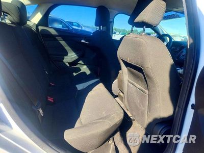 Zdjęcie 10 z 13 samochodu: 2016 FORD FOCUS SE VIN:1FADP3FE8GL385713 - miniatura