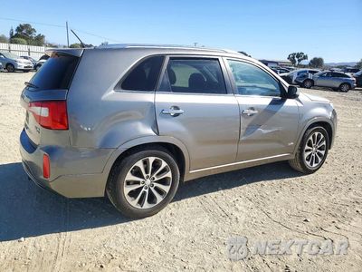 Trzecie zdjęcie samochodu z tyłu: 2014 KIA SORENTO SX VIN:5XYKWDA74EG502165 - miniatura