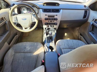 Zdjęcie 8 z 12 samochodu: 2010 FORD FOCUS SE VIN:1FAHP3FN2AW240190 - miniatura