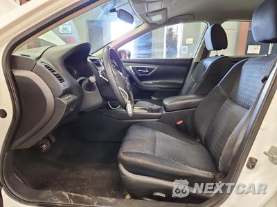 Zdjęcie 7 z 12 samochodu: 2016 NISSAN ALTIMA 2.5 S VIN:1N4AL3AP1GN364648 - miniatura