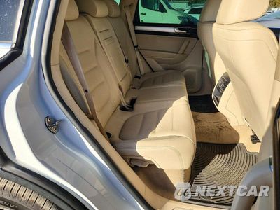 Zdjęcie 10 z 12 samochodu: 2016 VOLKSWAGEN TOUAREG SPORT VIN:WVGEF9BP4GD002397 - miniatura