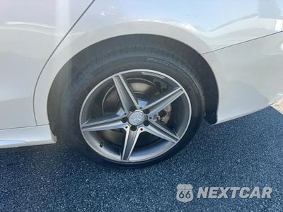 Zdjęcie 12 z 14 samochodu: 2015 MERCEDES-BENZ C 300 4MATIC VIN:55SWF4KB9FU006256 - miniatura