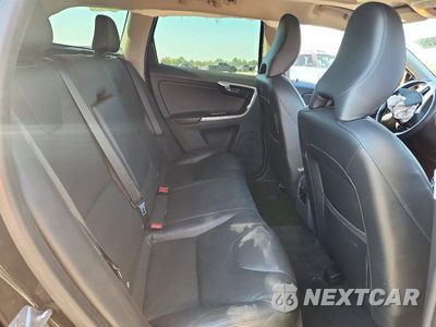 Zdjęcie 11 z 13 samochodu: 2016 VOLVO XC60 T5 PREMIER VIN:YV4612RK1G2789245 - miniatura