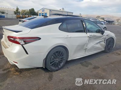 Trzecie zdjęcie samochodu z tyłu: 2021 TOYOTA CAMRY XSE VIN:4T1K31AK8MU029858 - miniatura