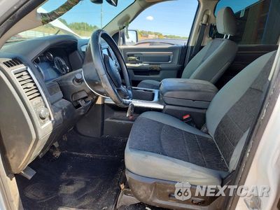 Zdjęcie 7 z 12 samochodu: 2018 RAM 1500 SLT VIN:1C6RR7LM1JS336029 - miniatura