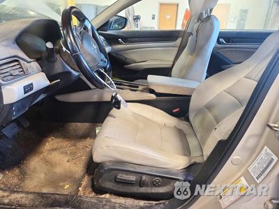 Zdjęcie 7 z 12 samochodu: 2020 HONDA ACCORD EXL VIN:1HGCV1F56LA118836 - miniatura