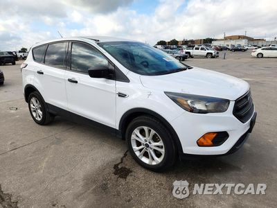 Czwarte zdjęcie samochodu z boku: 2018 FORD ESCAPE S VIN:1FMCU0F79JUA17309 - miniatura
