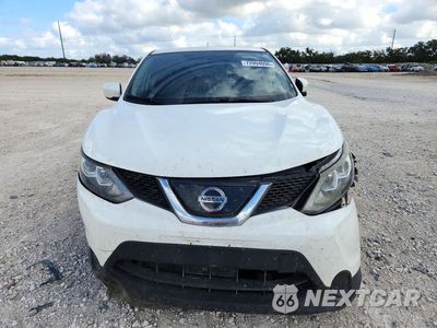 Piąte zdjęcie samochodu w środku: 2019 NISSAN ROGUE SPORT S VIN:JN1BJ1CP6KW221352 - miniatura