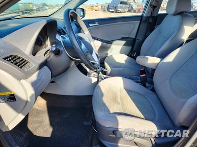 Zdjęcie 7 z 12 samochodu: 2016 HYUNDAI ACCENT SE VIN:KMHCT4AE5GU119277 - miniatura