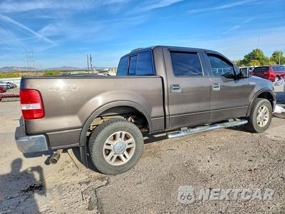 Trzecie zdjęcie samochodu z tyłu: 2006 FORD F150 SUPERCREW VIN:1FTPW14556FA51282 - miniatura