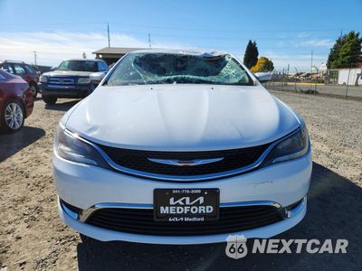 Piąte zdjęcie samochodu w środku: 2016 CHRYSLER 200 LIMITED VIN:1C3CCCAB0GN119030 - miniatura