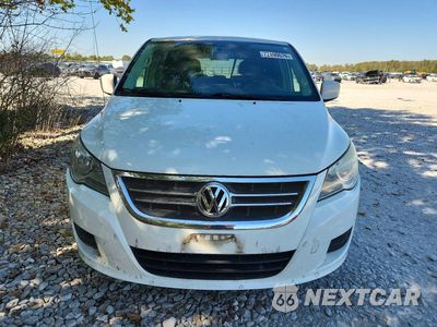 Piąte zdjęcie samochodu w środku: 2010 VOLKSWAGEN ROUTAN SE VIN:2V4RW3D12AR294640 - miniatura