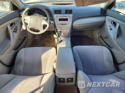 Zdjęcie 8 z 12 samochodu: 2010 TOYOTA CAMRY HYBRID VIN:4T1BB3EK8AU116955 - miniatura