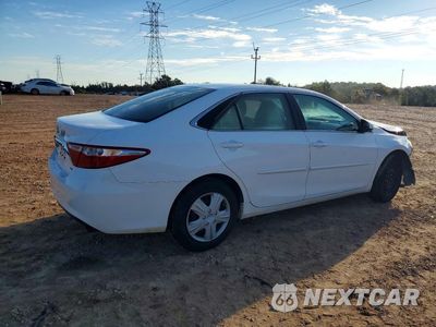 Trzecie zdjęcie samochodu z tyłu: 2017 TOYOTA CAMRY LE VIN:4T1BF1FK0HU692752 - miniatura