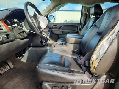 Zdjęcie 7 z 13 samochodu: 2013 GMC YUKON SLT VIN:1GKS1CE05DR148652 - miniatura