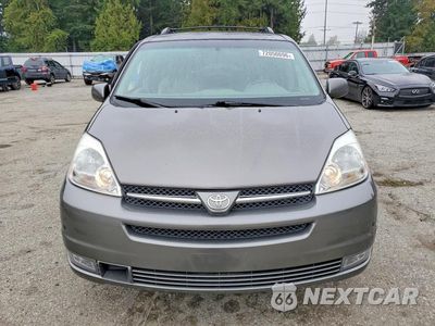Piąte zdjęcie samochodu w środku: 2004 TOYOTA SIENNA XLE LIMITED 7 PASSENGER VIN:5TDZA22C74S039291 - miniatura