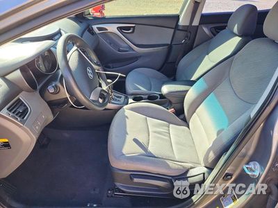 Zdjęcie 7 z 12 samochodu: 2013 HYUNDAI ELANTRA GLS VIN:5NPDH4AE1DH304684 - miniatura