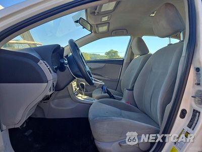 Zdjęcie 7 z 13 samochodu: 2012 TOYOTA COROLLA LE VIN:2T1BU4EE2CC894859 - miniatura