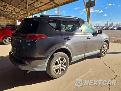 Trzecie zdjęcie samochodu z tyłu: 2018 TOYOTA RAV4 LE VIN:2T3ZFREV0JW450260 - miniatura
