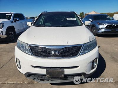 Piąte zdjęcie samochodu w środku: 2015 KIA SORENTO EX VIN:5XYKU4A77FG612327 - miniatura