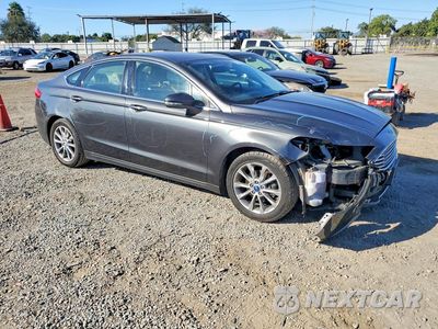 Czwarte zdjęcie samochodu z boku: 2017 FORD FUSION SE VIN:3FA6P0HD9HR204438 - miniatura