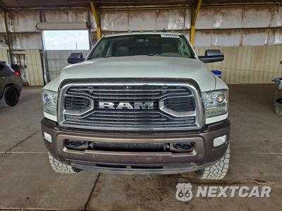 Piąte zdjęcie samochodu w środku: 2018 RAM 2500 LONGHORN VIN:3C6UR5LL8JG189866 - miniatura
