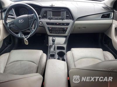 Zdjęcie 8 z 12 samochodu: 2015 HYUNDAI SONATA SPORT VIN:5NPE34AF8FH102147 - miniatura