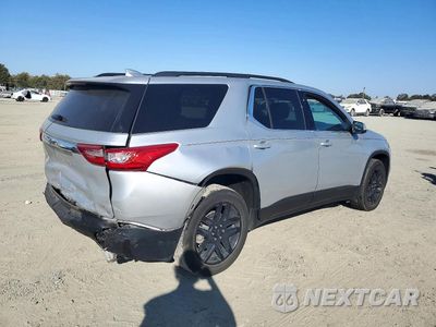 Trzecie zdjęcie samochodu z tyłu: 2021 CHEVROLET TRAVERSE LT VIN:1GNERGKW1MJ270061 - miniatura