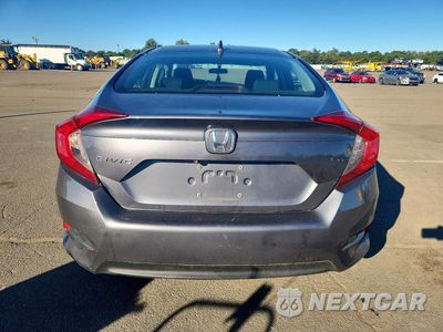 Zdjęcie 6 z 12 samochodu: 2018 HONDA CIVIC EX VIN:2HGFC2F75JH580894 - miniatura