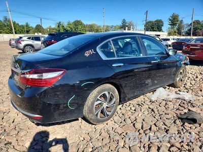 Trzecie zdjęcie samochodu z tyłu: 2017 HONDA ACCORD LX VIN:1HGCR2F33HA068557 - miniatura