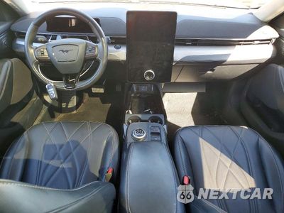 Zdjęcie 8 z 13 samochodu: 2021 FORD MUSTANG MACH-E CALIFORNIA ROUTE 1 VIN:3FMTK2R76MMA19301 - miniatura