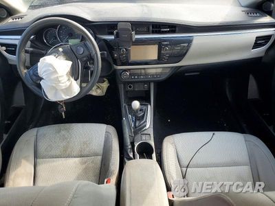 Zdjęcie 8 z 13 samochodu: 2016 TOYOTA COROLLA LE VIN:5YFBURHE8GP534283 - miniatura