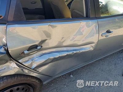 Zdjęcie 10 z 12 samochodu: 2010 HYUNDAI ELANTRA GLS VIN:KMHDU4ADXAU940245 - miniatura