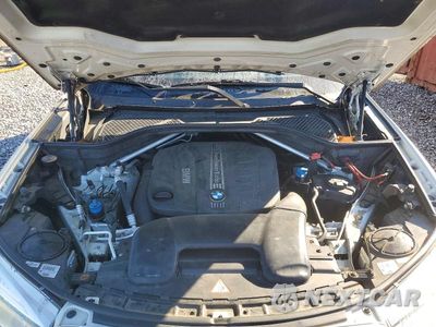 Zdjęcie 12 z 13 samochodu: 2014 BMW X5 XDRIVE35D VIN:5UXKS4C59E0J93837 - miniatura