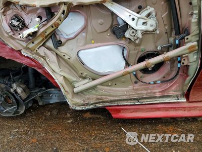 Zdjęcie 10 z 13 samochodu: 2019 TOYOTA CAMRY SE VIN:4T1B11HK3KU275886 - miniatura