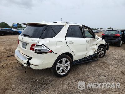 Trzecie zdjęcie samochodu z tyłu: 2013 MERCEDES-BENZ ML 350 4MATIC VIN:4JGDA5HB3DA201484 - miniatura