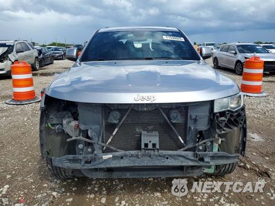 Piąte zdjęcie samochodu w środku: 2018 JEEP GRAND CHEROKEE LAREDO VIN:1C4RJEAG9JC182309 - miniatura