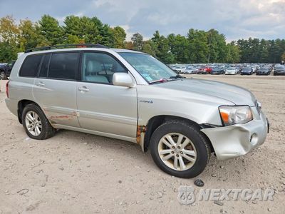 Czwarte zdjęcie samochodu z boku: 2006 TOYOTA HIGHLANDER HYBRID VIN:JTEEW21AX60033227 - miniatura