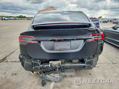 Zdjęcie 6 z 13 samochodu: 2023 TESLA MODEL X VIN:7SAXCDE50PF428991 - miniatura