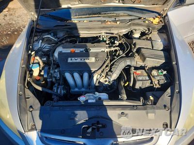 Zdjęcie 11 z 12 samochodu: 2004 HONDA ACCORD LX VIN:1HGCM56354A093907 - miniatura