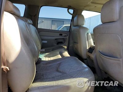 Zdjęcie 11 z 13 samochodu: 2003 CHEVROLET SUBURBAN C1500 VIN:3GNEC16T63G199440 - miniatura
