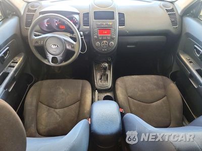 Zdjęcie 8 z 12 samochodu: 2013 KIA SOUL BASE VIN:KNDJT2A50D7777079 - miniatura