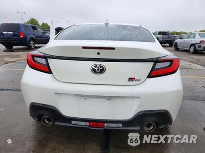 Zdjęcie 6 z 13 samochodu: 2026 TOYOTA GR86 BASE VIN:JF1ZNBB15T9076670 - miniatura
