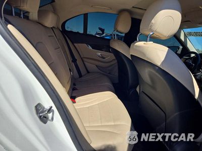 Zdjęcie 10 z 12 samochodu: 2019 MERCEDES-BENZ C 300 VIN:55SWF8DB7KU300561 - miniatura